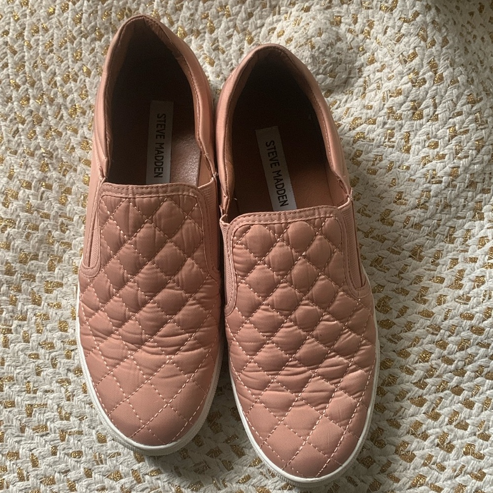 Steve Madden Pink Eccentrcq Shoes